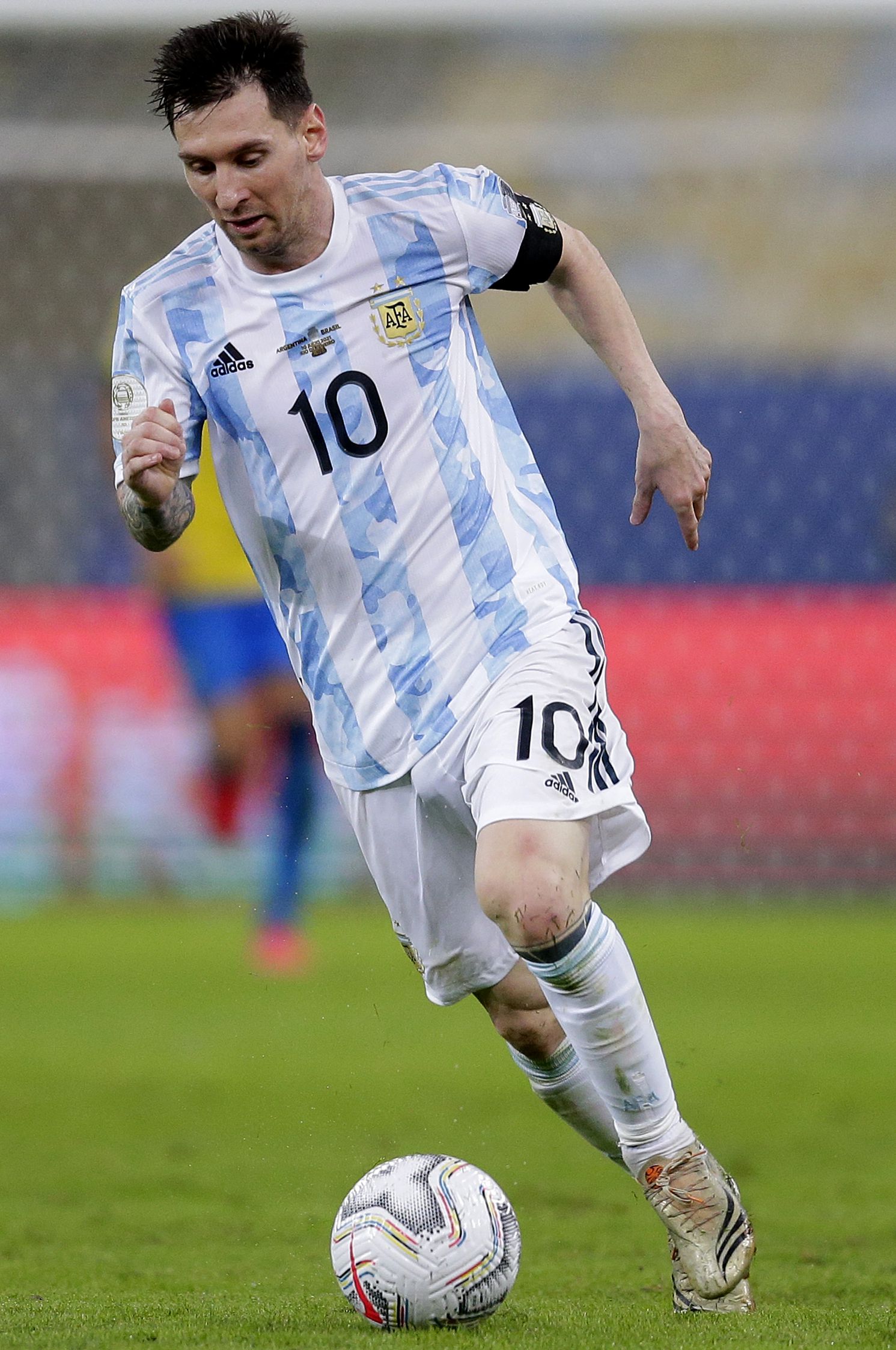 库里在接受 库里在接受