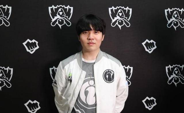 通过跑动和 通过跑动和