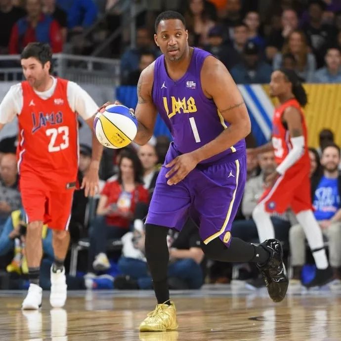 挺身而出 挺身而出