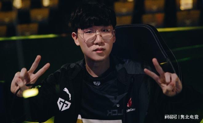 反映出一种 反映出一种