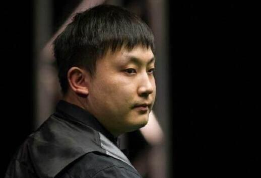 行对比时 行对比时