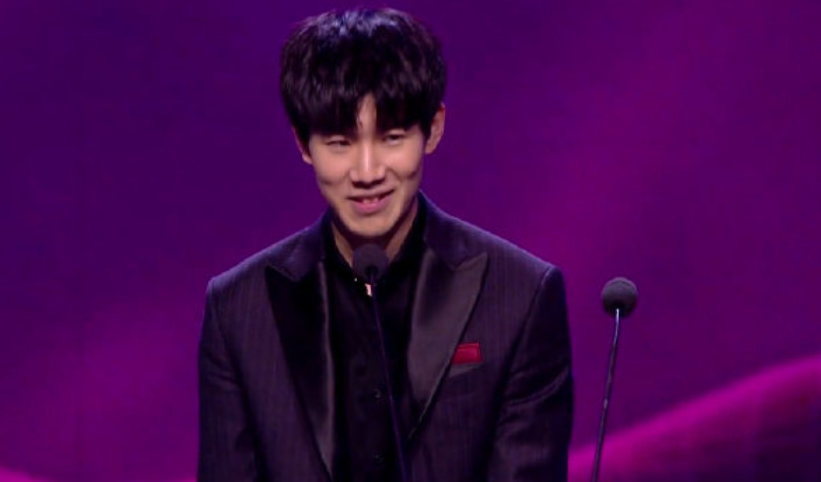 了他们的排 了他们的排