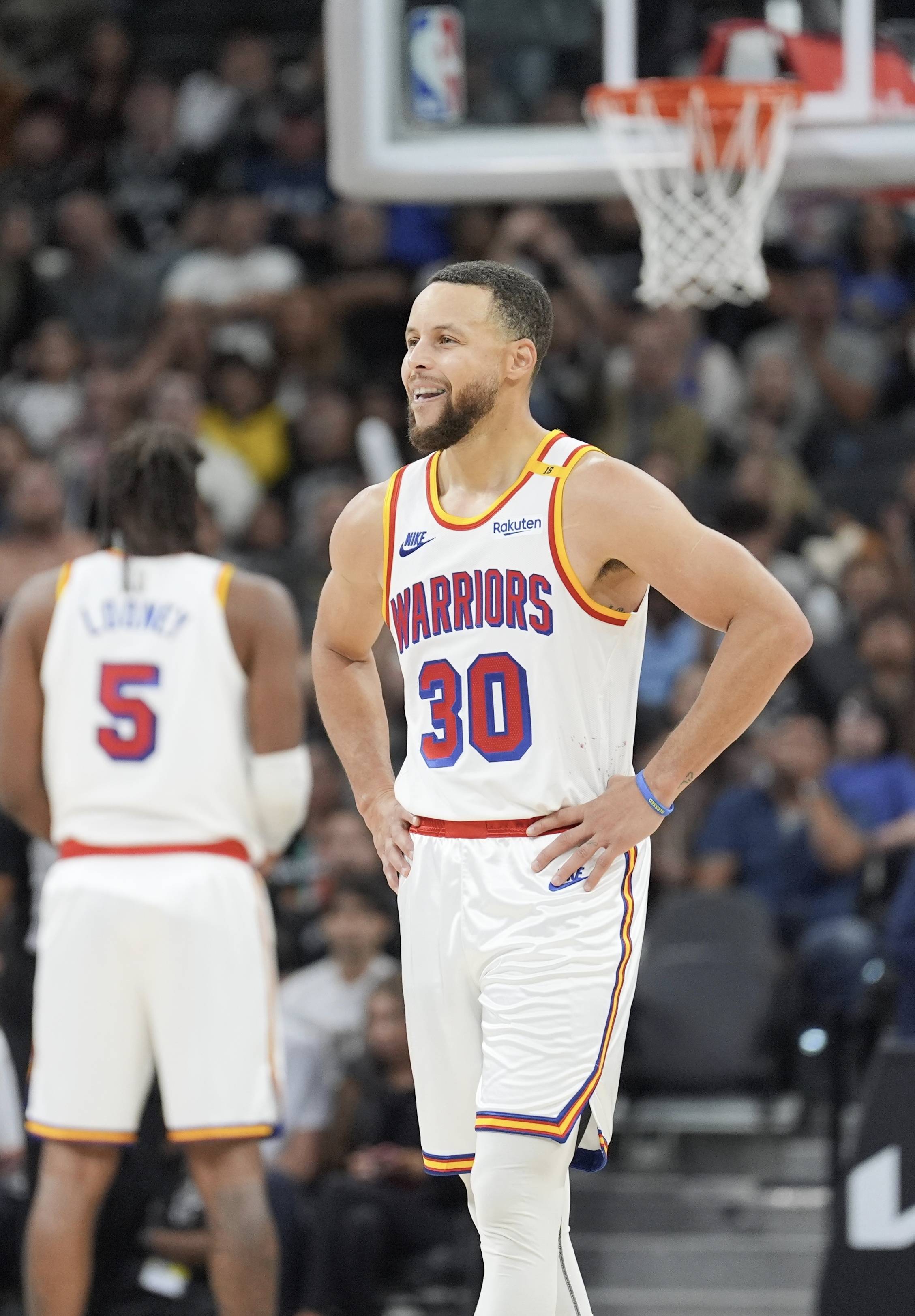 就具备以黑 就具备以黑